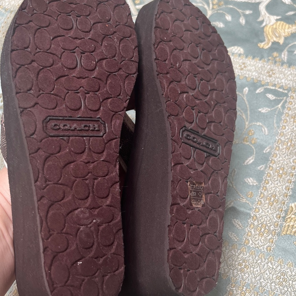 Coach Jolene Women's Flip Flop Brown and Tan Sandals Wedges Size 7.5 - Picture 12 of 14